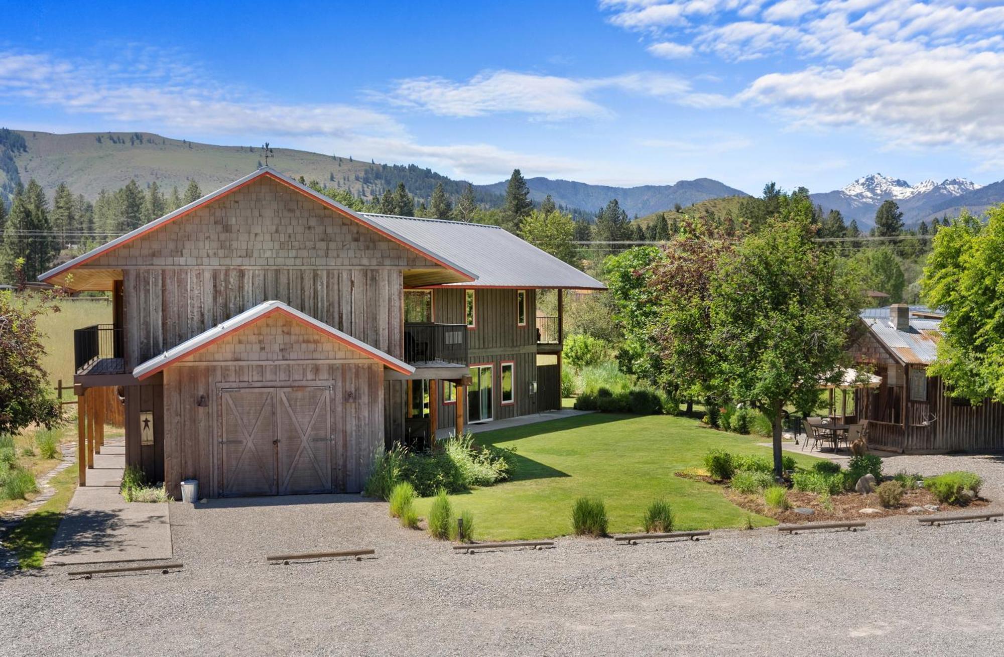 Mt Gardner Inn ウィンスロップ エクステリア 写真